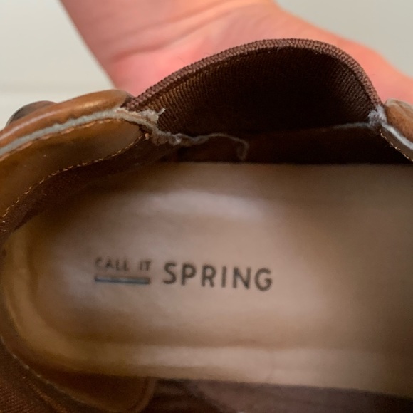 Tan ankle booties - Picture 3 of 5